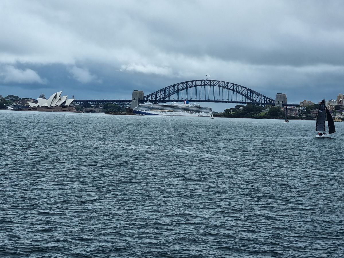 Then we all flew to Sydney for a few days