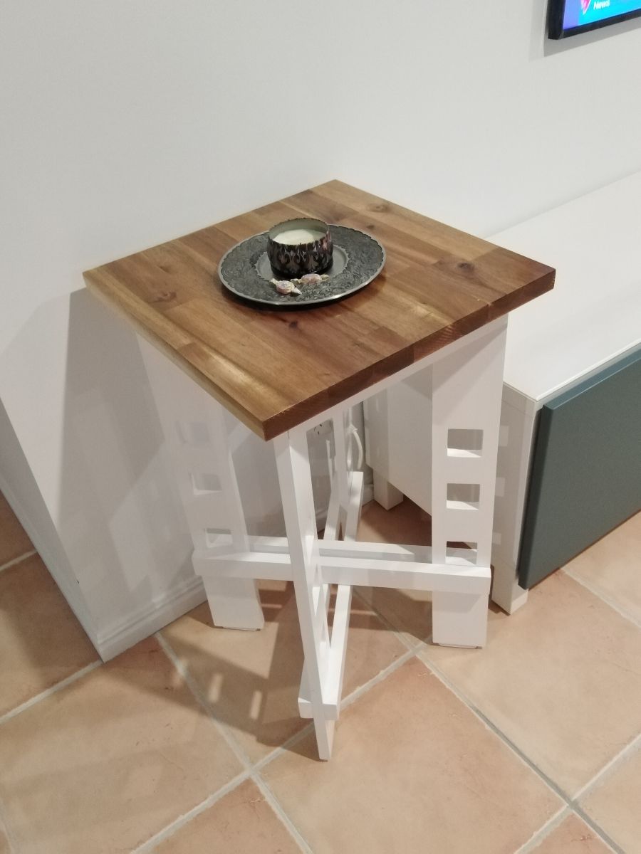 ... and a side table
