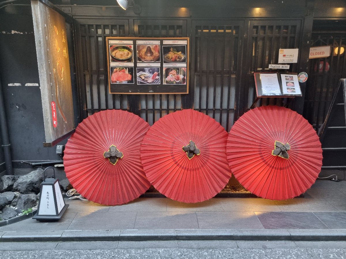 Our walking tour of the Geisha district