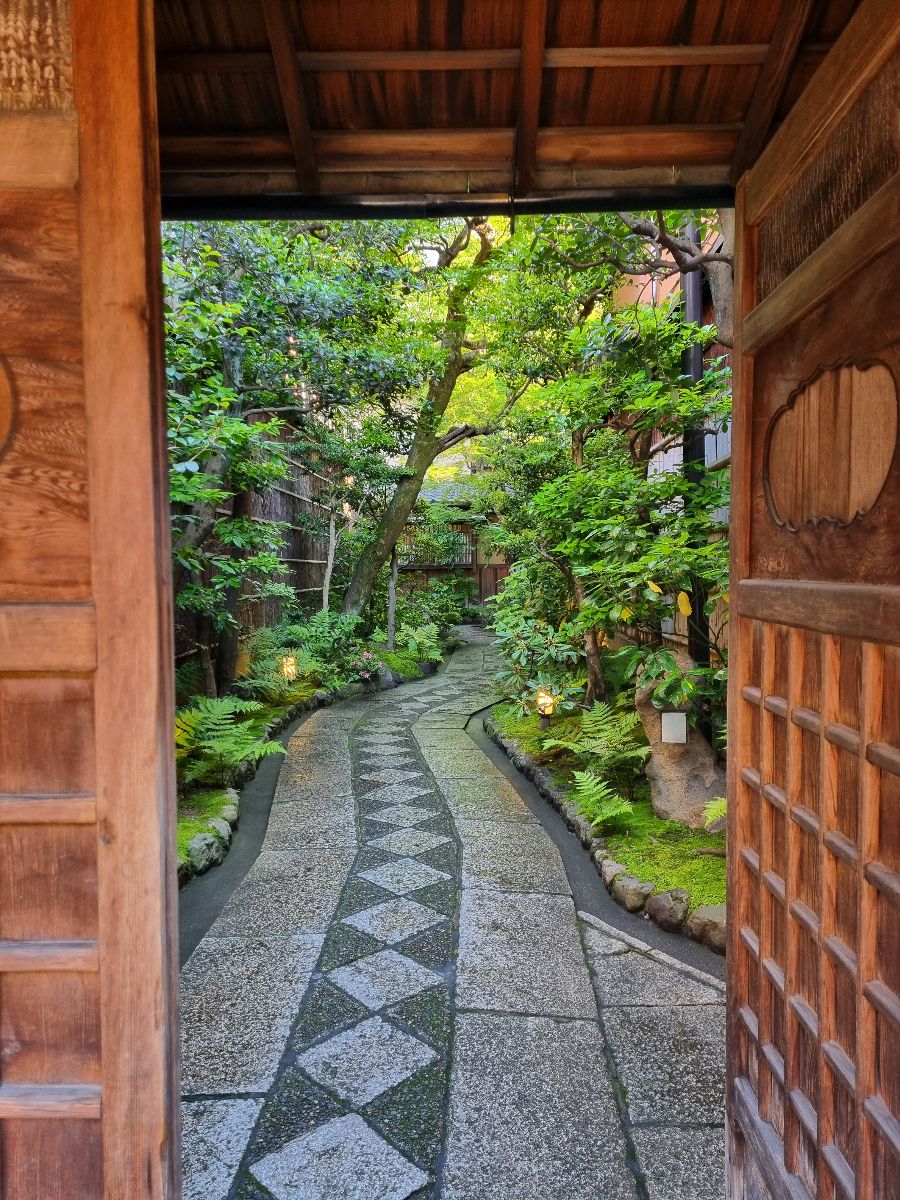 Our walking tour of the Geisha district