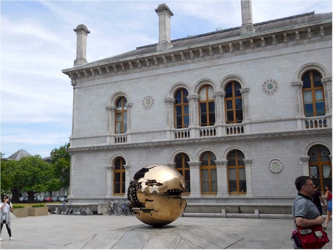 'Sphere with Sphere' by Arnaldo Pomodoro, at Trinity College, Dublin.