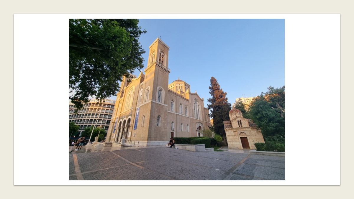 Walking tour of Athens