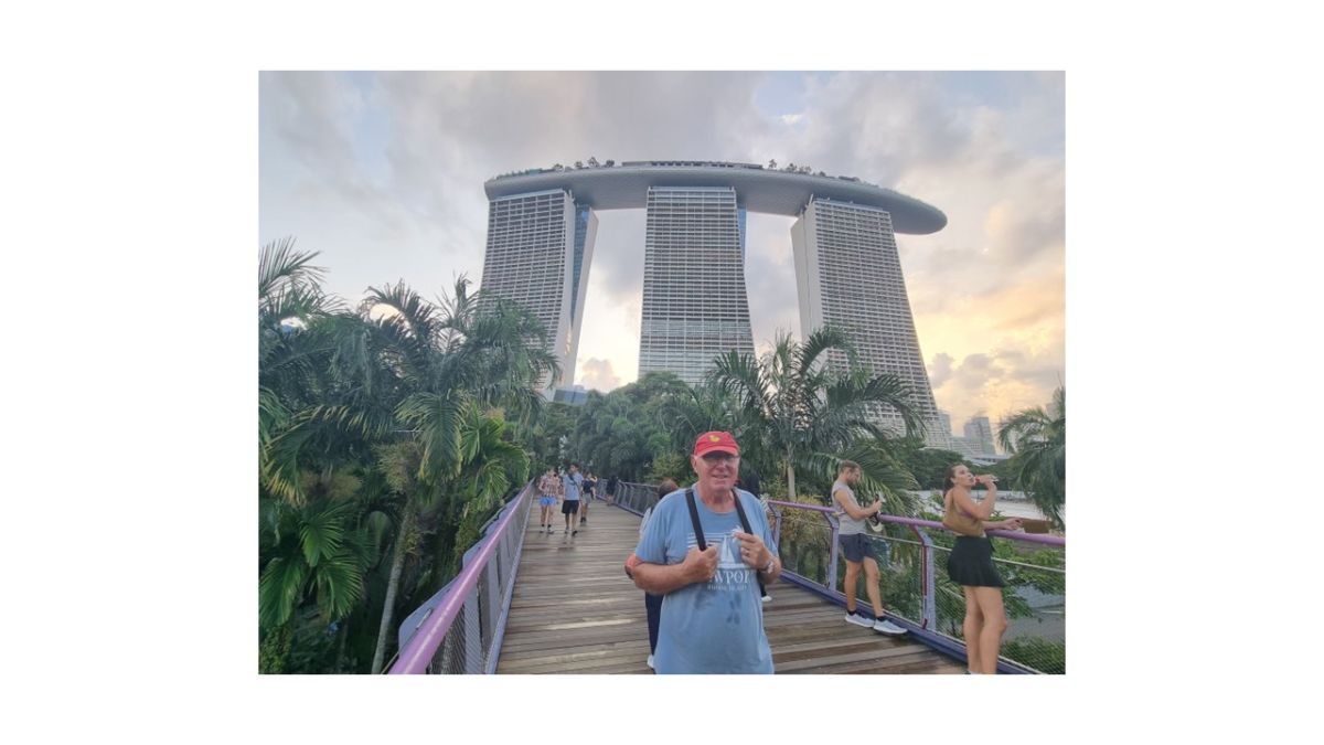Stopover in Singapore...