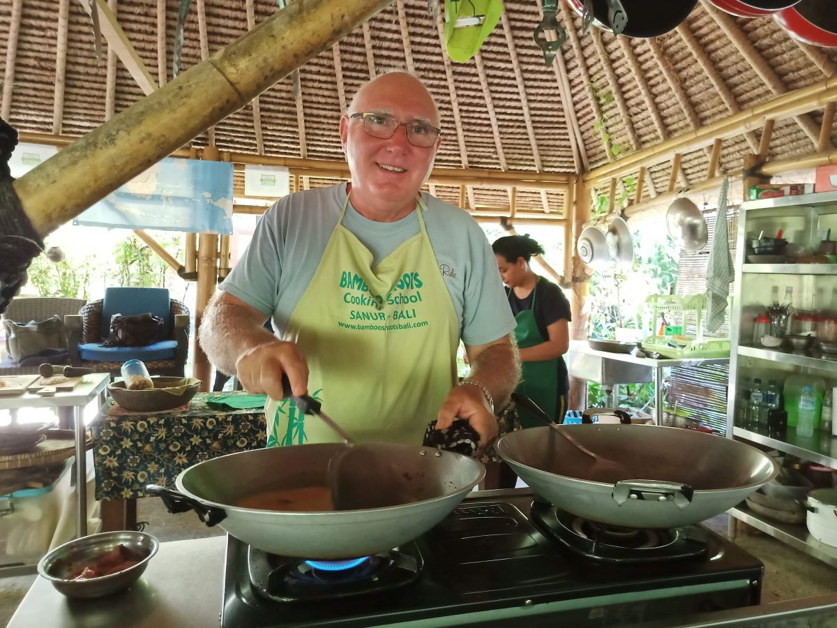 Bamboo Cooking School