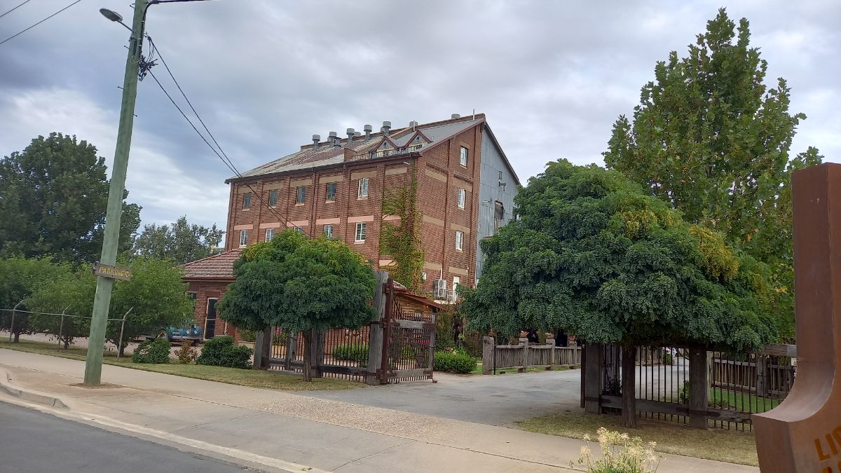 Junee Chocolate Factory 