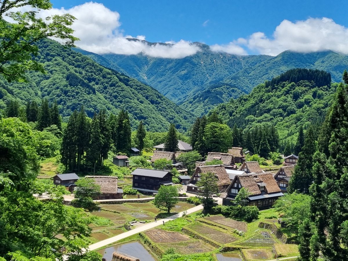 Gokoyama, known for its traditional gasshō-zukuri houses 