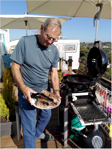 A fantastic BBQ at Willi & Gloria's winter home!